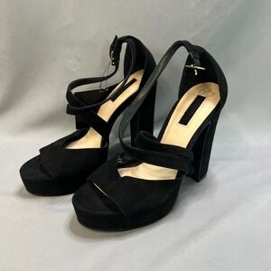 Forever 21 Womens US 7 Sandals Black Velvet Platform Heel Open Toe Ankle Strap
